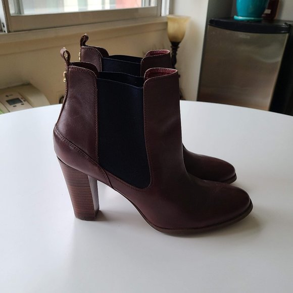Tommy Hilfiger Leather Maroon Bootie Heels - Picture 4 of 5